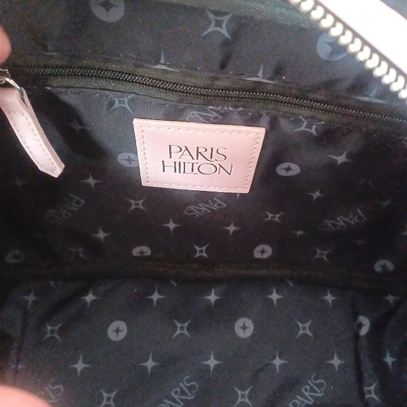 Paris Hilton Purse - Picture 13 of 13